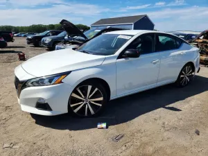 Nissan Altima 2.5L 4 2019
