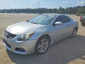 Nissan Altima 2.5L 4 2012