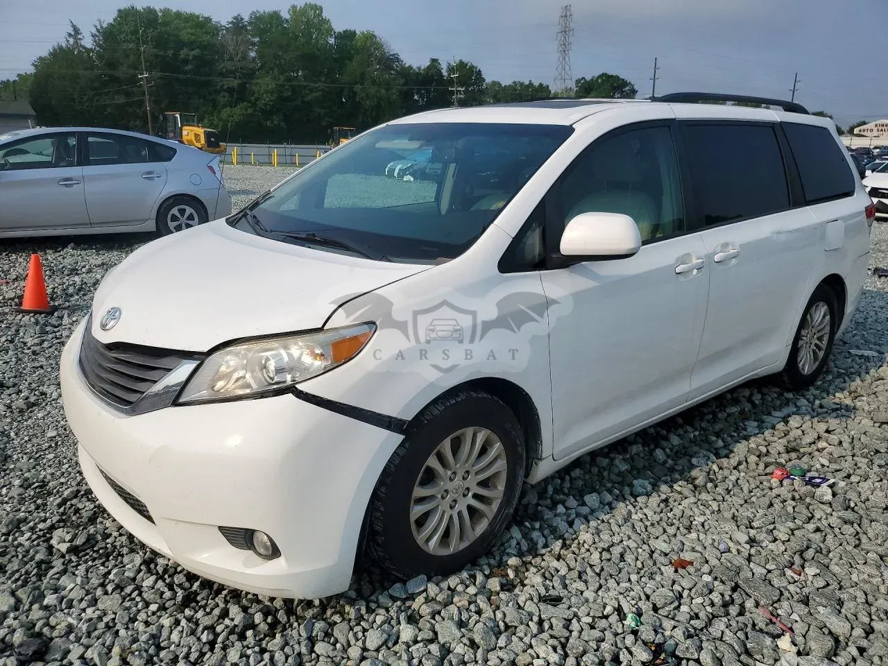 Toyota Sienna 3.5L 6 2011