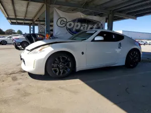 Nissan 370z 3.7L 6 2017