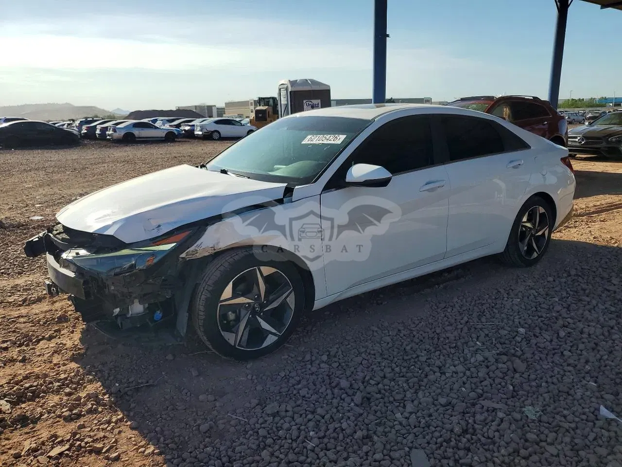 Hyundai Elantra 2.0L 4 2023