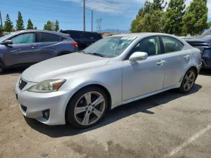 Lexus IS 2.5L 6 2011