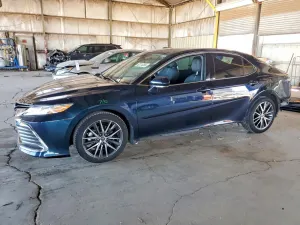 Toyota Camry 2.5L 4 2021