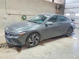Hyundai Elantra 2.0L 4 2024