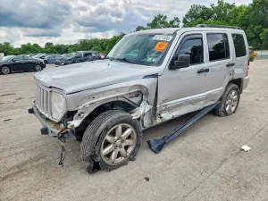 Jeep Liberty 3.7L 6 2012