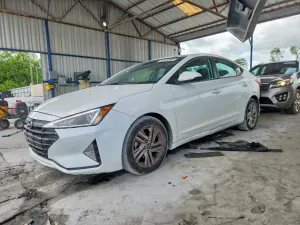 Hyundai Elantra 2.0L 4 2020