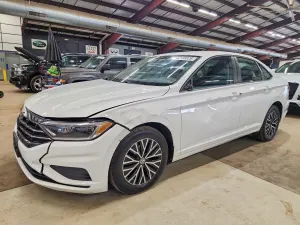 Volkswagen Jetta 1.4L 4 2021