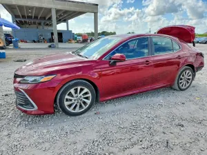 Toyota Camry 2.5L 4 2021