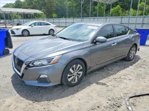 Nissan Altima 2.5L 4 2021
