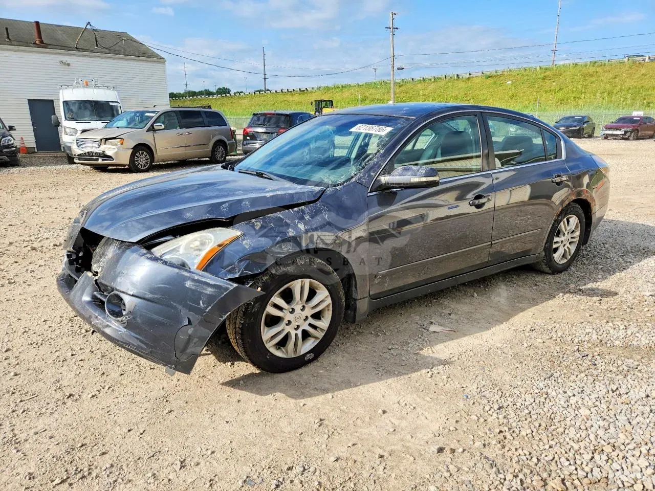 Nissan Altima 2.5L 4 2012