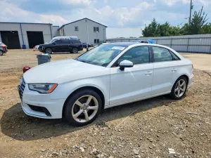 Audi A3 2.0L 4 2016