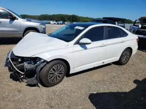 Volkswagen Jetta 1.4L 4 2021