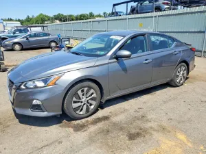 Nissan Altima 2.5L 4 2020