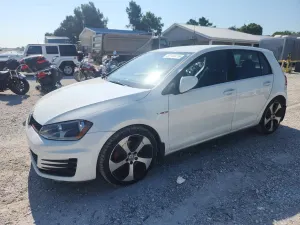 Volkswagen Golf 2L 4 2015