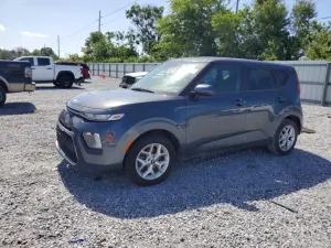 Kia Soul 2.0L 4 2022
