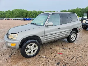 Toyota Rav4 2.0L 4 1999