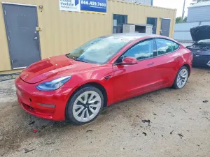 Tesla Model 3 2022