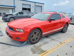 Ford Mustang 3.7L 6 2012