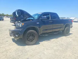 Toyota Tundra 5.7L 8 2012