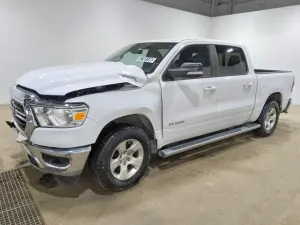 RAM 1500 5.7L 8 2021
