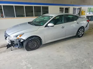 Nissan Altima 2.5L 4 2019