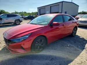 Hyundai Elantra 2.0L 4 2023