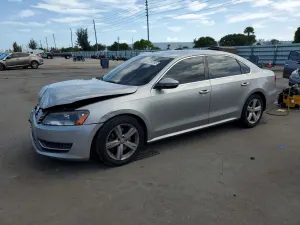 Volkswagen Passat 2.5L 5 2012