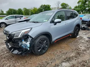 Subaru Forester 2.5L 4 2024