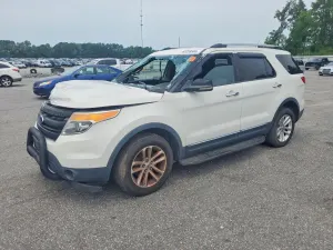 Ford Explorer 3.5L 6 2011