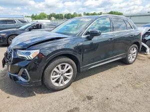 Audi Q3 2.0L 4 2024