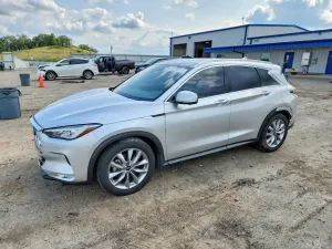 Infiniti QX50 2.0L 4 2021