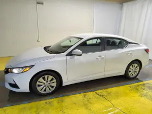 Nissan Sentra 2.0L 4 2022