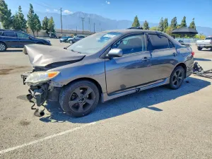 Toyota Corolla 1.8L 4 2013