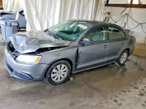 Volkswagen Jetta 2.0L 4 2012