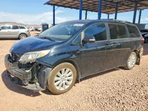 Toyota Sienna 3.5L 6 2017