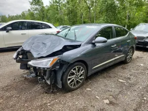 Hyundai Elantra 2.0L 4 2020