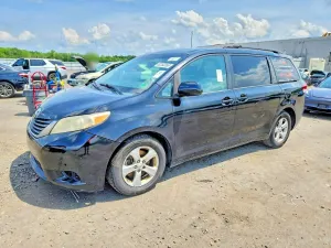 Toyota Sienna 3.5L 6 2012