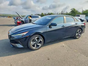 Hyundai Elantra 2.0L 4 2023