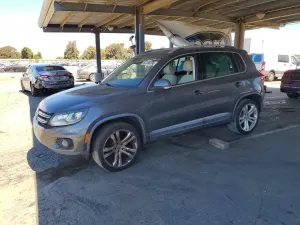 Volkswagen Tiguan 2.0L 4 2013