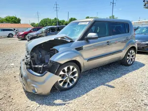 Kia Soul 2.0L 4 2013
