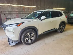 Nissan Rogue 2.5L 4 2021