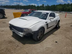 Ford Mustang 3.7L 6 2011