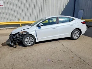 Hyundai Elantra 2.0L 4 2020