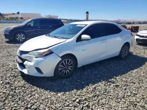 Toyota Corolla 1.8L 4 2015