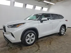 Toyota Highlander 2.4L 4 2025