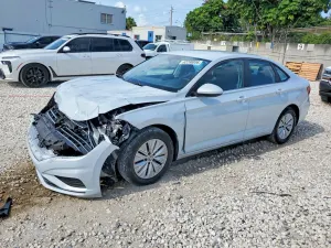 Volkswagen Jetta 1.4L 4 2019