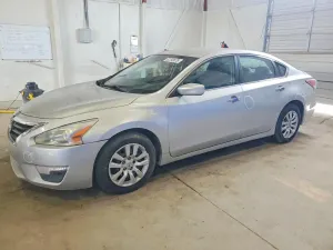 Nissan Altima 2.5L 4 2015