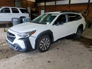 Subaru Outback 2.5L 4 2025