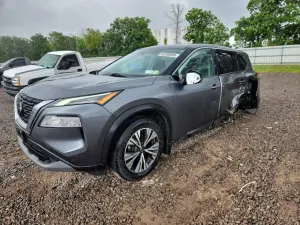 Nissan Rogue 2.5L 4 2021