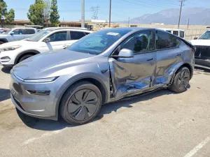 Tesla Model Y 2026